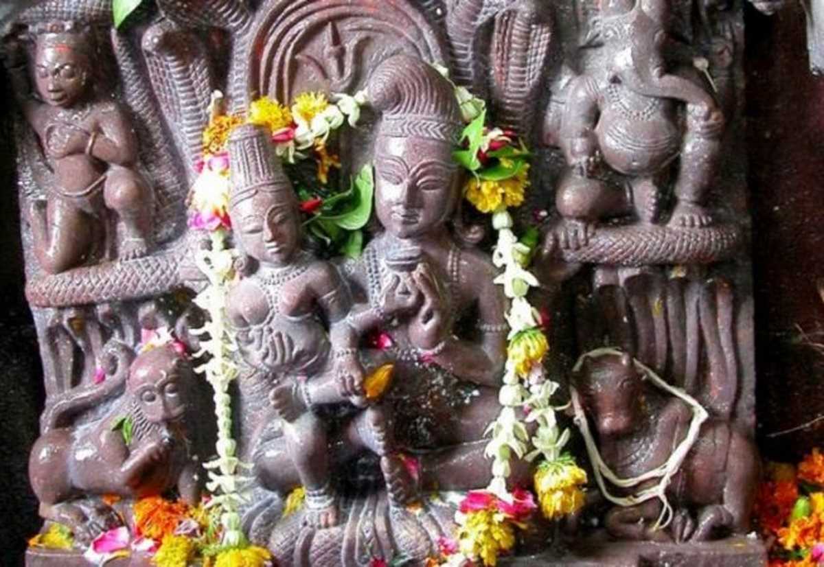 साल में एक बार खुलते हैं उज्जैन में नागचंद्रेश्वर मंदिर के पट
